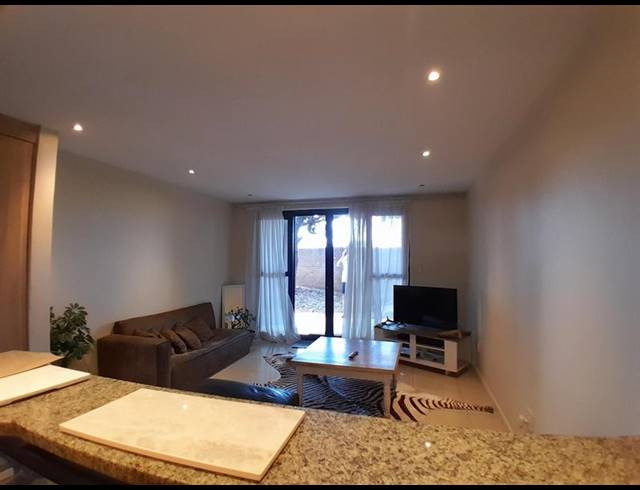 2 BEDROOM APARTMENT FOR SALE IN ROOIHUISKRAAL NORTH